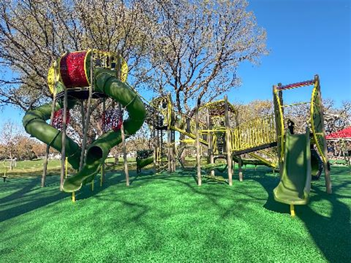 Shamrock-Park-new-playground.jpg